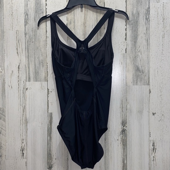 *0726 Nike One Piece Swimsuit - Picture 2 of 3